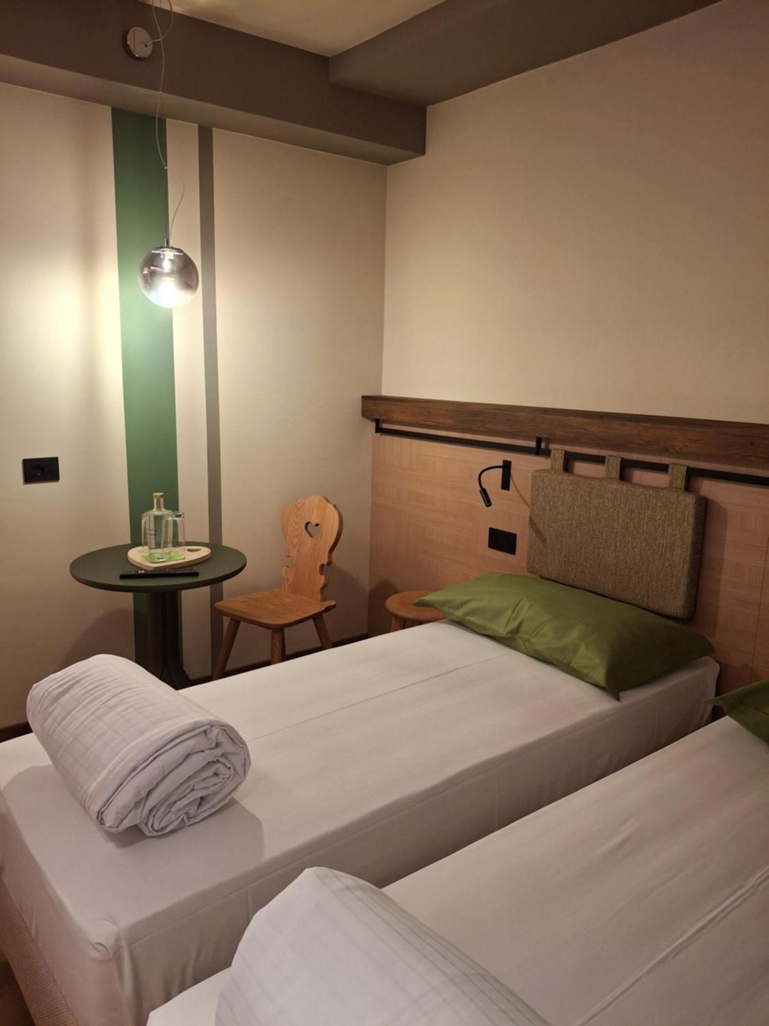 Hotel Dolomiti Saone 티오네 디 트렌토 외부 사진