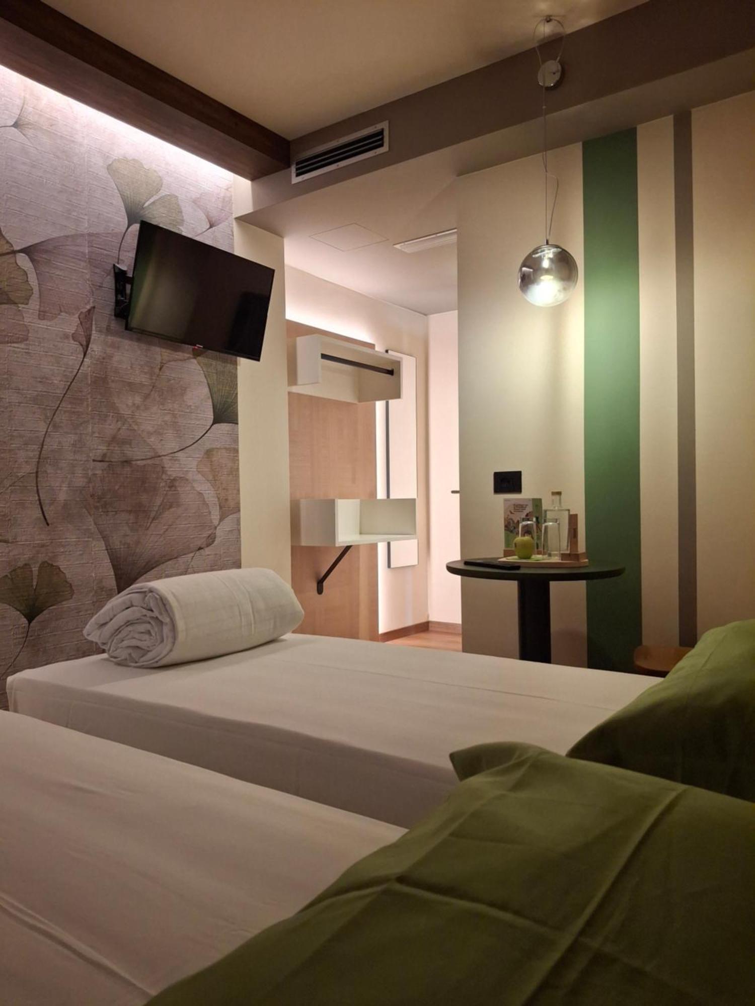 Hotel Dolomiti Saone 티오네 디 트렌토 외부 사진