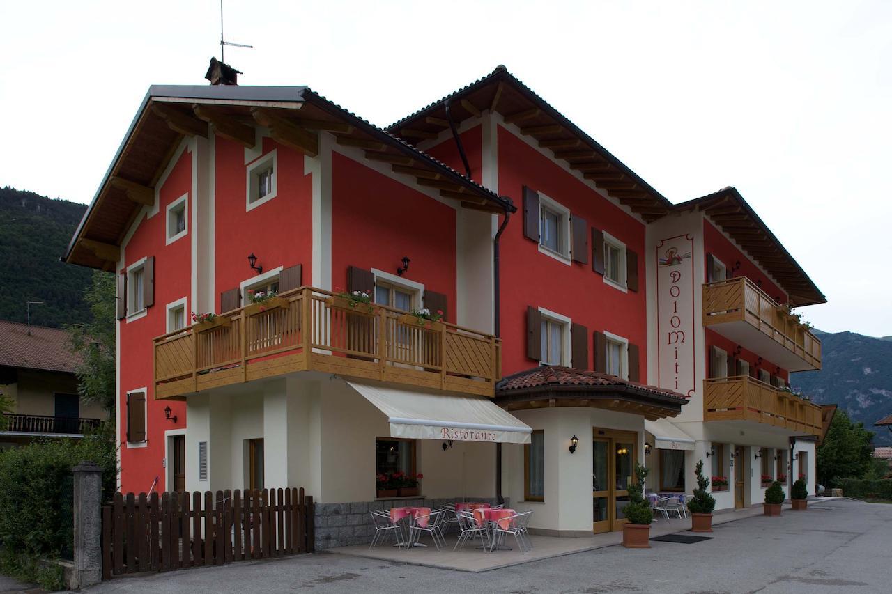 Hotel Dolomiti Saone 티오네 디 트렌토 외부 사진